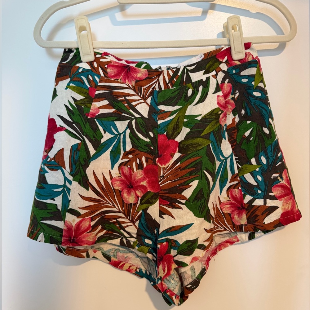 Lush High-Waist Tropical Floral Shorts — White, Green & Pink